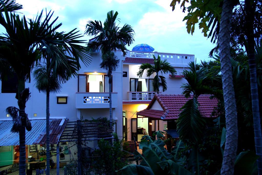 Village Love Homestay ホイアン エクステリア 写真